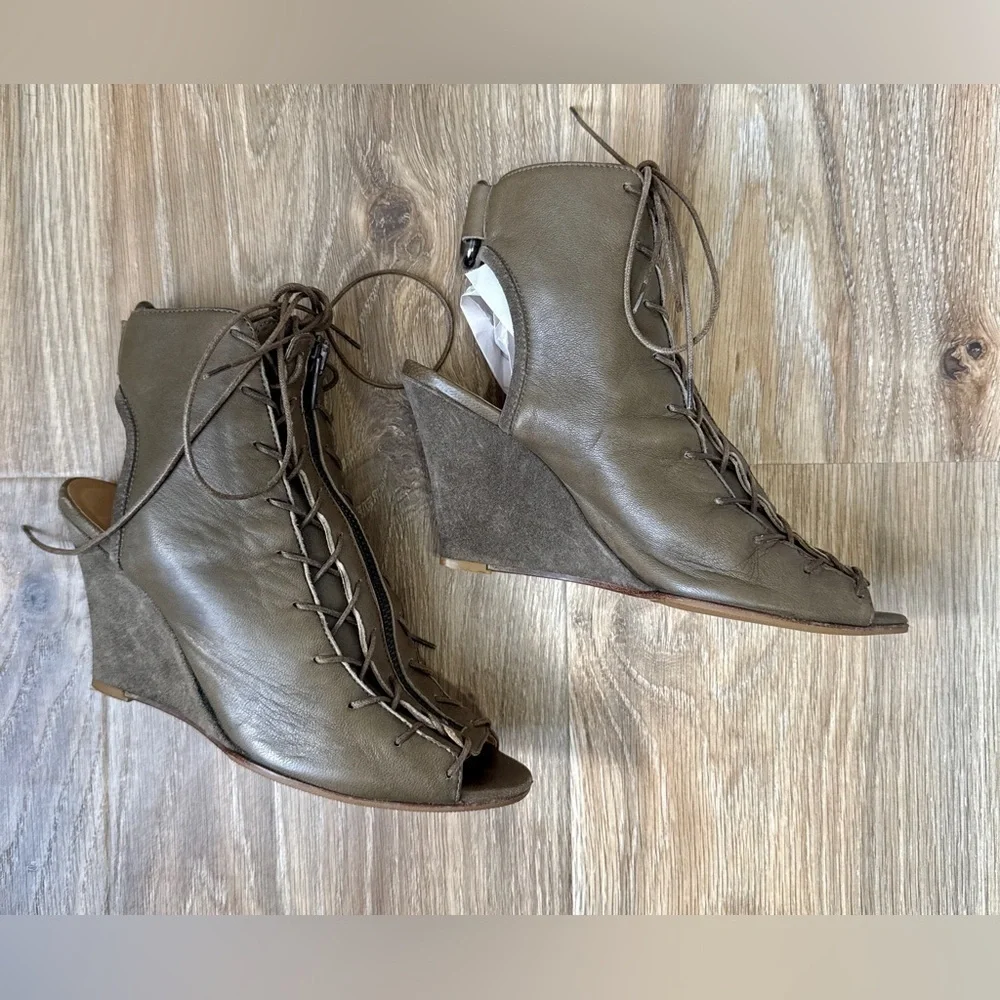 Acne Studios Leather Lace-Up Wedge Sandals Made in Italy Size 37 LNC
